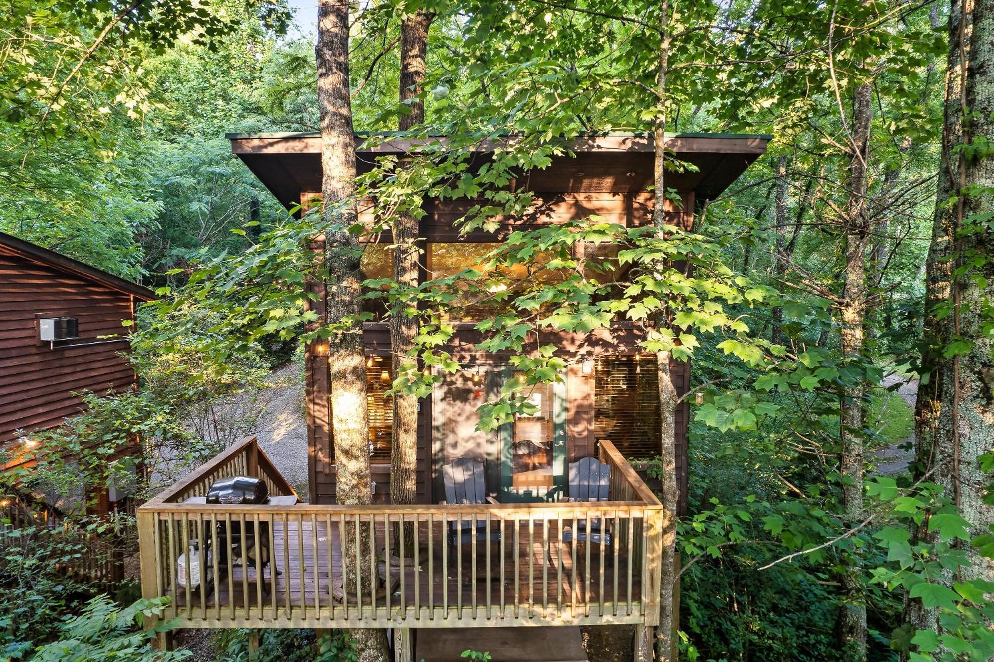 Rivers Edge Treehouses Робинсвил Екстериор снимка