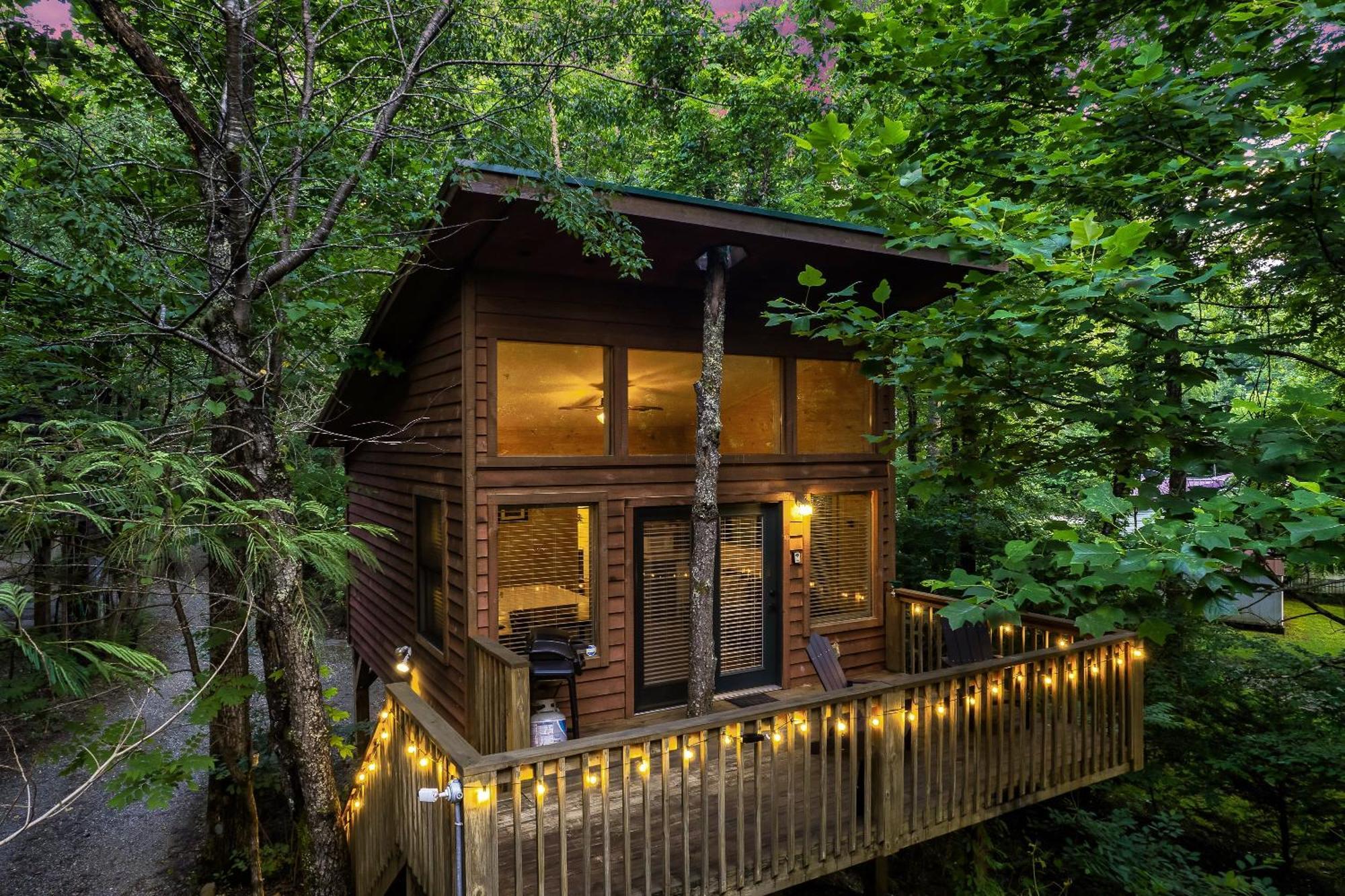 Rivers Edge Treehouses Робинсвил Екстериор снимка